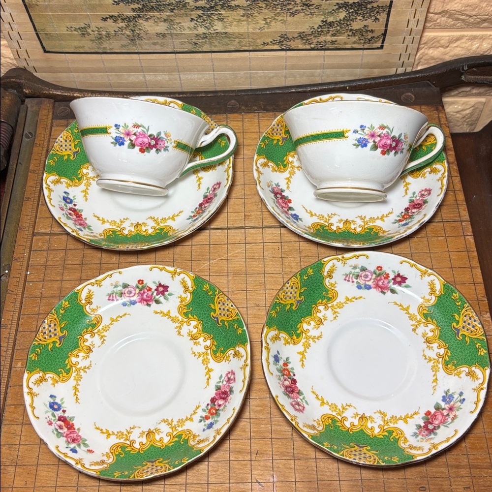 Ye Old English “Windsor” 2 Cups, 4 Saucers Green w Mixed Floral Yellow Lattice